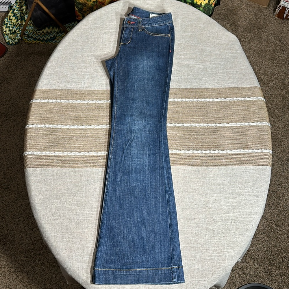 Tommy Hilfiger size 2 Low rise Boot Cut April 2008 EUC